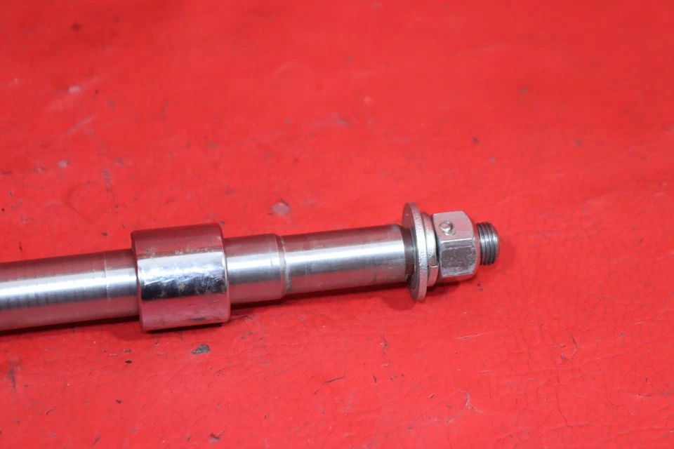 Harley-Davidson Night Train 2000 FXSTB llanta delantera eje pivote perno recto Foto 4 de 4