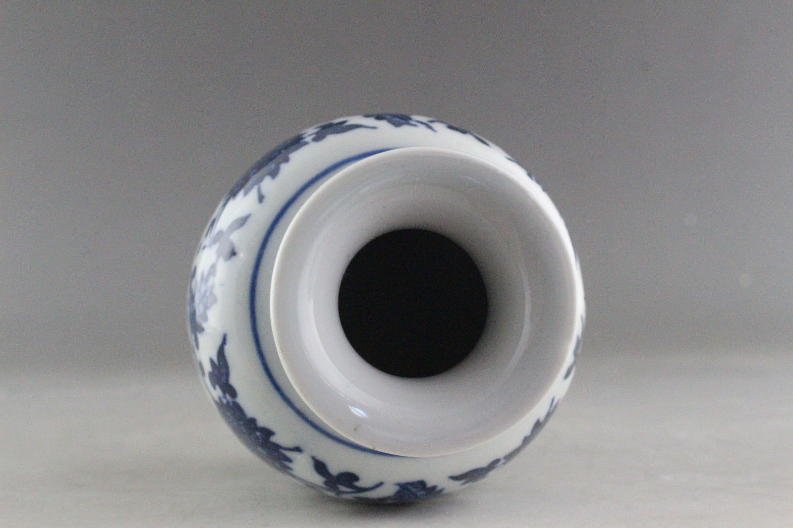 RARE BLUE AND WHITE PORCELAIN FLOWER VASE OF CHINESE ANTIQUE eBay