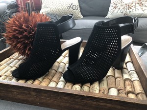 perforated open toe sandal