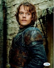 Alfie Allen Game of Thrones Sexy Autographed Signed 8x10 Photo ACOA #4