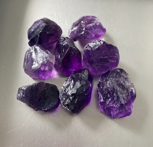 Bonito Lote 238 cts Amatista Color Violeta Natural Áspero - Imagen 3 de 5