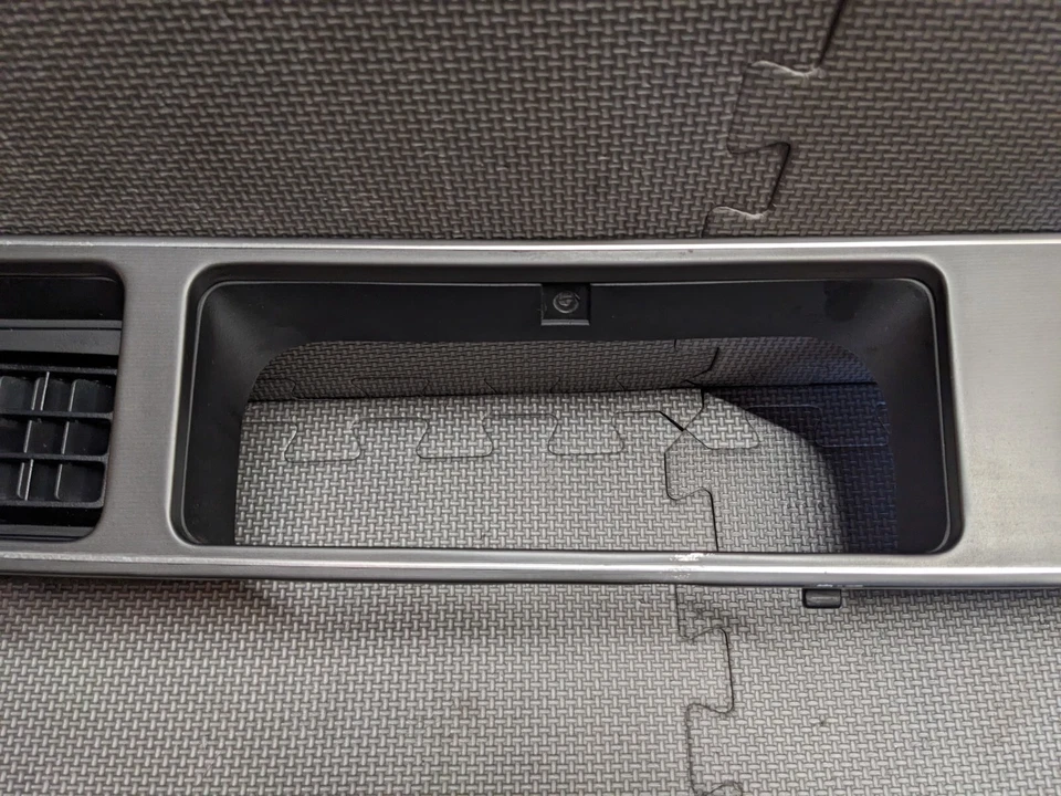 1986-1989 Lincoln Mark VII LSC CINZA painel painel moldura acabamento ventilação cluster analógico - Imagem 3 de 4