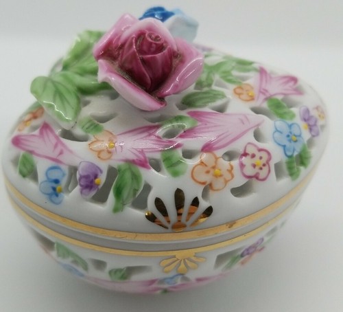 Vintage Royal Danube Ceramic Heart Shaped Trinket Box - Picture 5 of 11
