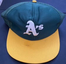 Vintage MLB Oakland A  s Baseball Cap Snapback One Size Fits All U.I.I. Hat