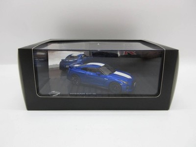 1/43 Nissan GT R R35 50th Anniversary dealer special mini car Wangan Blue color