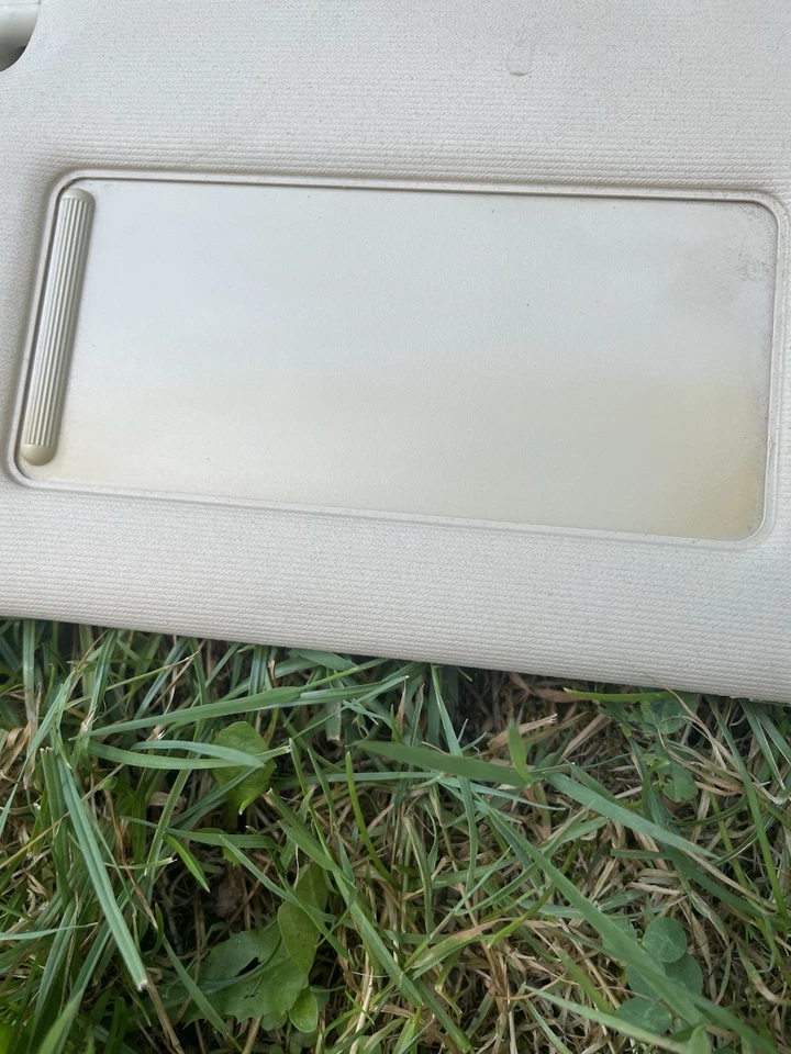 Lote de parasoles y clip para visera VW Beetle Volkswagen 2000-2003 bronceado iluminado Foto 4 de 4