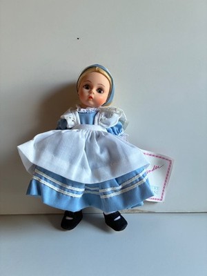 Alice in Wonderland ~ NIB ~ Madame Alexander ~ Vintage