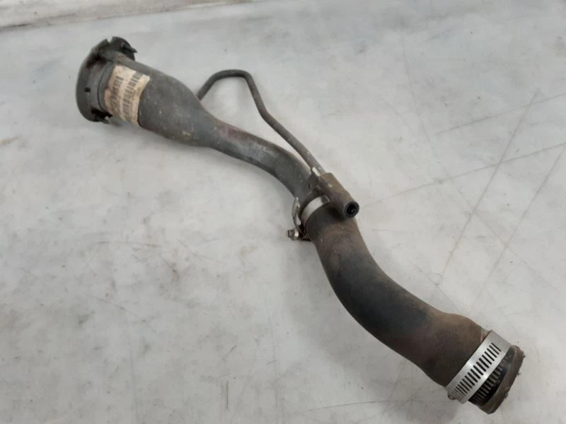 Cuello de llenado de combustible tanque de gasolina Jeep TJ Wrangler 52100495AH 2003 2004 2005 2006 90438 Foto 4 de 4