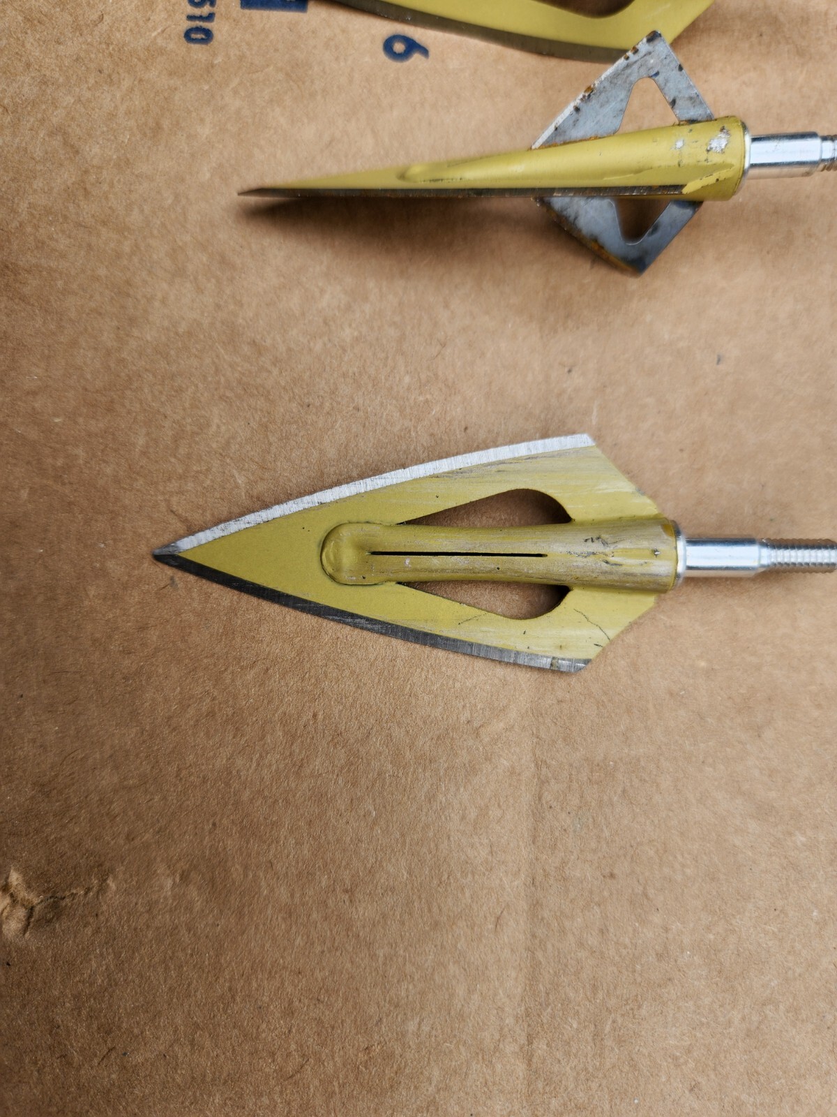 Fred Bear Broadheads& Arrow Holder eBay