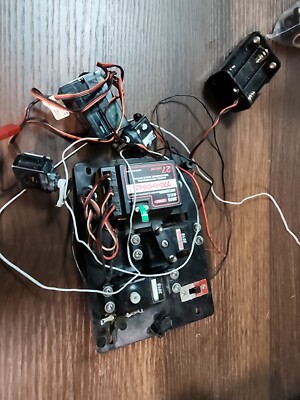 Traxxas TRA2015 Receiver, 2 eflight eflrs75, eflight eflh 1036, 2 traxxas 2018