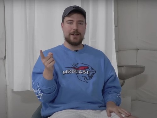 MrBeast Light Blue Crewneck Sweatshirt Size Medium - Picture 2 of 11