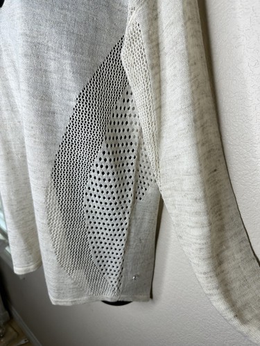 Lululemon Still Movement Sweater *Linen Heathered Muslin tan Sz 6 - Picture 10 of 11