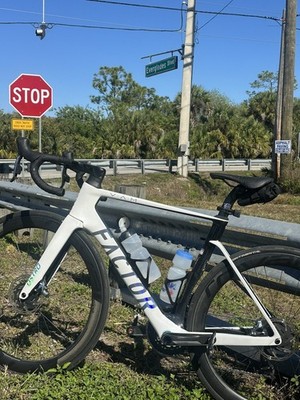 2025 54cm Factor Ostro VAM Carbon Disc Brake Road Frameset
