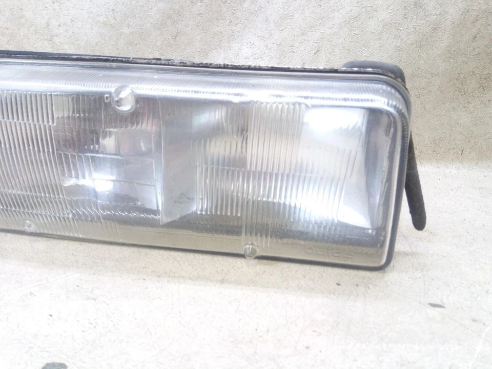 Passenger Right Headlight Fits 89-96 BUICK CENTURY w116-202654 - Image 3 of 4