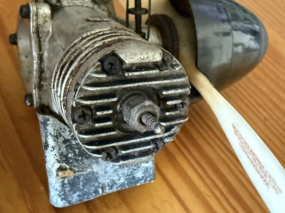 FOX 35 MODEL AIRPLANE ENGINE CONTROL LINE PISTON MOVES WITH PROPELLER VM05 - Image 3 of 4