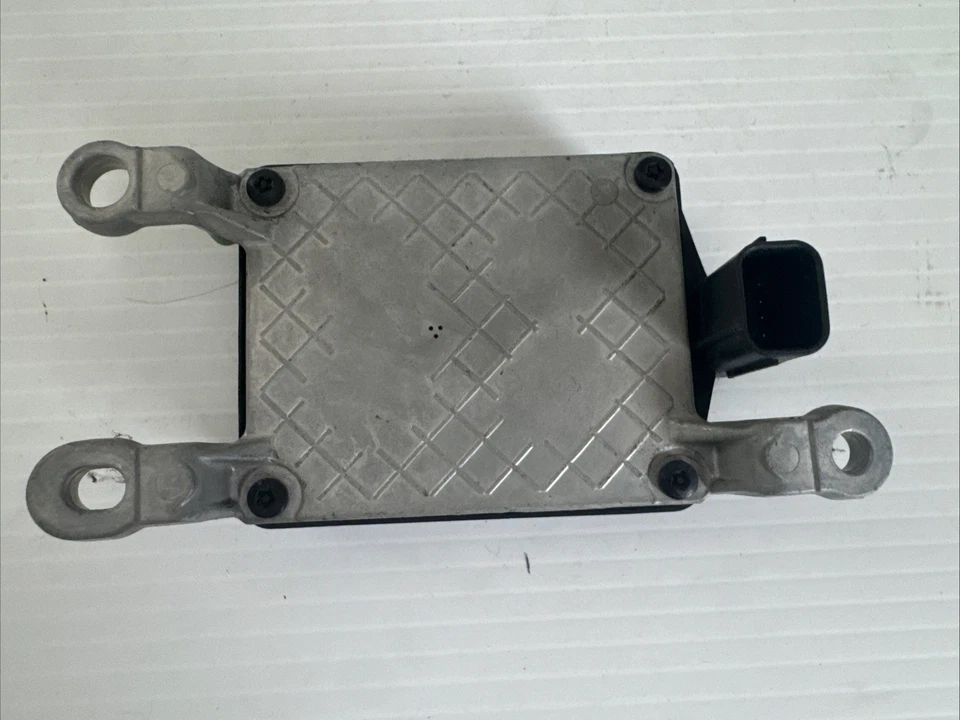 Sensor de distância Nissan Altima Cruise Control 2019 - 2025 28438-5FA5A OEM K0153 - Imagem 2 de 4