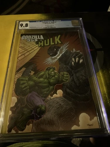 Godzilla Verse Hulk  Graded 9.8 Cgc