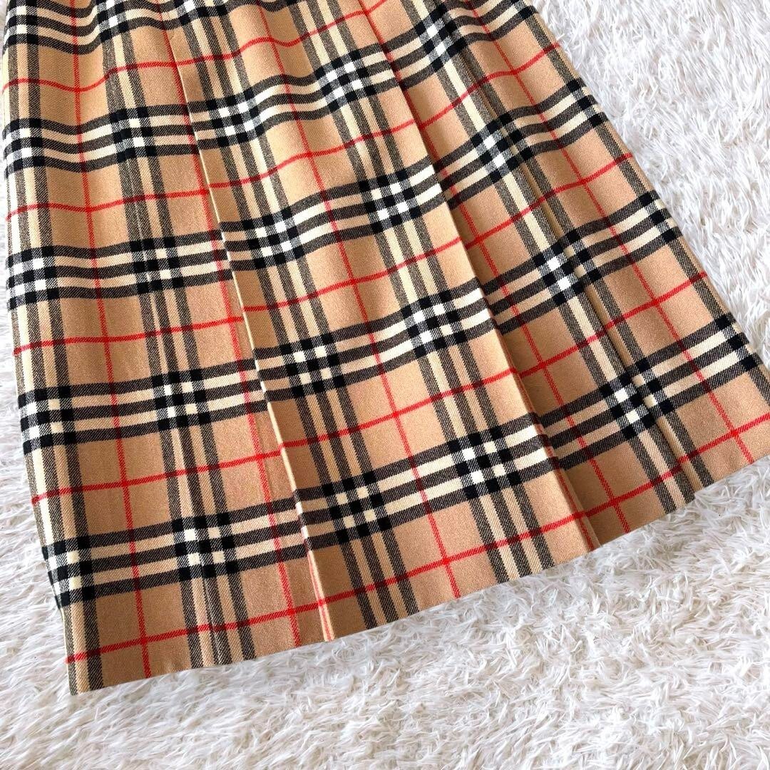 Burberry Pleated Skirt Nova Check Wool C-TK83 Color Beige Size-L
