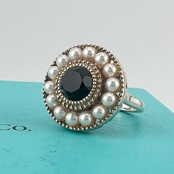 Tiffany & Co. Ziegfeld Pearl and Onyx Cocktail Ring Sterling Tiffany & Co. Ziegfeld Pearl and Onyx Cocktail Ring Sterling