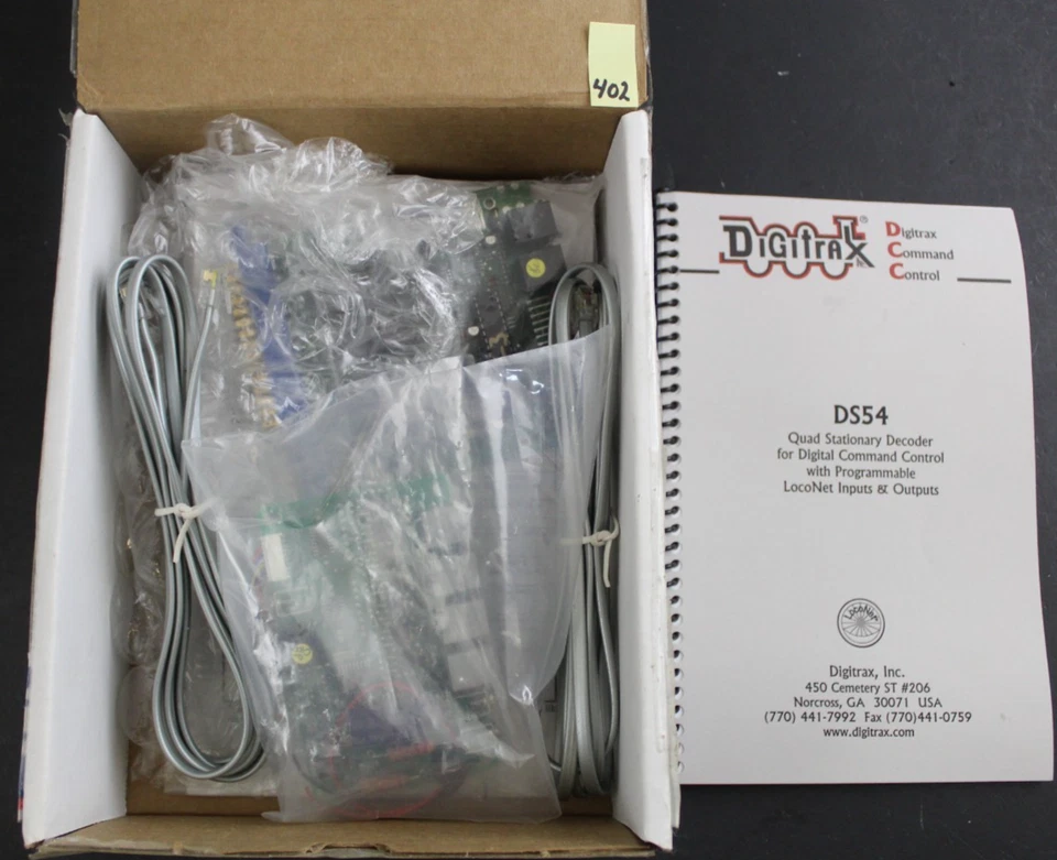 Digitrax DS54 R2 Quad Stationary Decoder w/Programmable LocoNet  (402) - Image 2 of 2