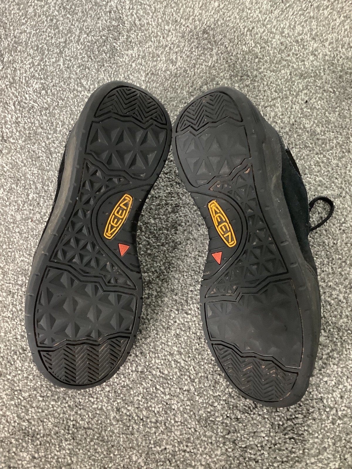 Scarpe da trekking uomo Keen Dry impermeabili nere taglia 8