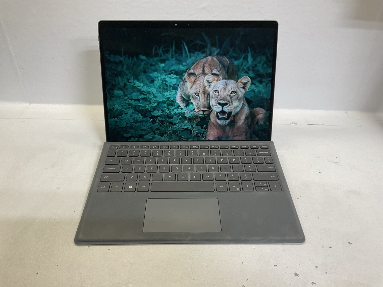dell latitude 7320, 13-Inch Laptop, with i7-1180G7, Windows 11 Pro