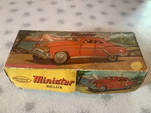Minister 54 Pontiac Chieftan Friction Car