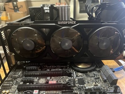 GIGABYTE Windforce Radeon R9 270 2GB GDDR5 PCIe x16 DirectX 11 HDMI
