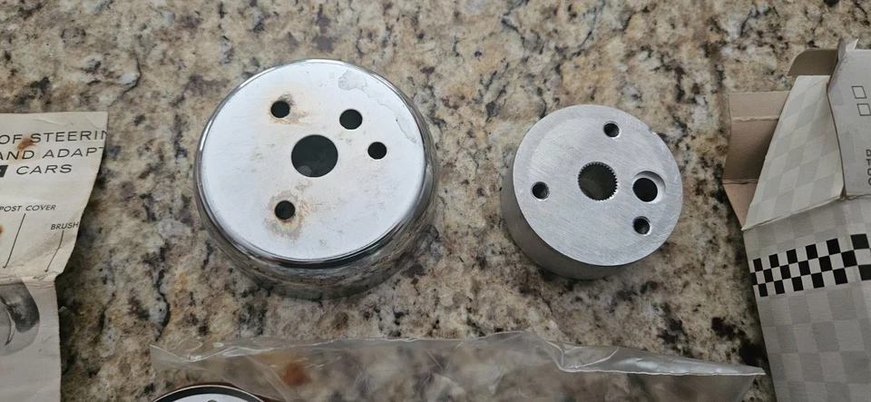 NOVO 1965 1966 CHEVROLET CORVAIR GRANT Adaptador de Volante Cromado KIT 3192 - Imagem 3 de 4