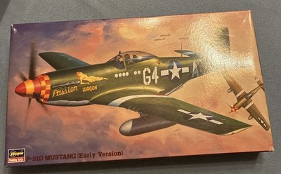 1HASEGAWA P-51D Mustang - Early Version. 1/48. #51558. BONUS.