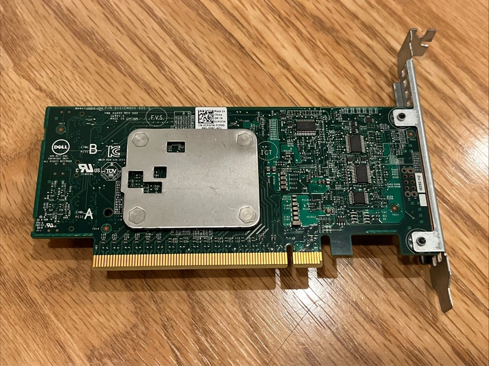 Dell UCEA-200 PCIe NVMe SFF-8654 2 Port RAID Controller Card - Image 2 of 3