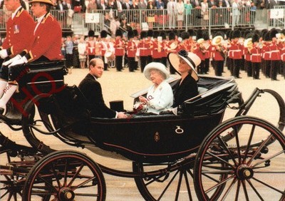 Postkarte-:H.M. QUEEN ELIZABETH THE QUEEN MOTHER, H.R.H. PRINZ EDWARD UND SOPHIE