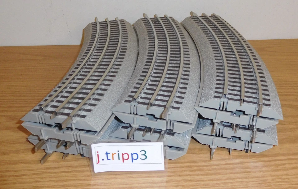 Lionel #12043 Fastrack Fast Track 12 Pieces O48 O-48 Curved Circle O Gauge Train - Image 2 of 4