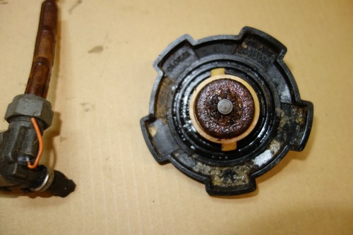 Tapa y grifo de combustible Aprilia Tuareg 350 600 girax - Imagen 8 de 8