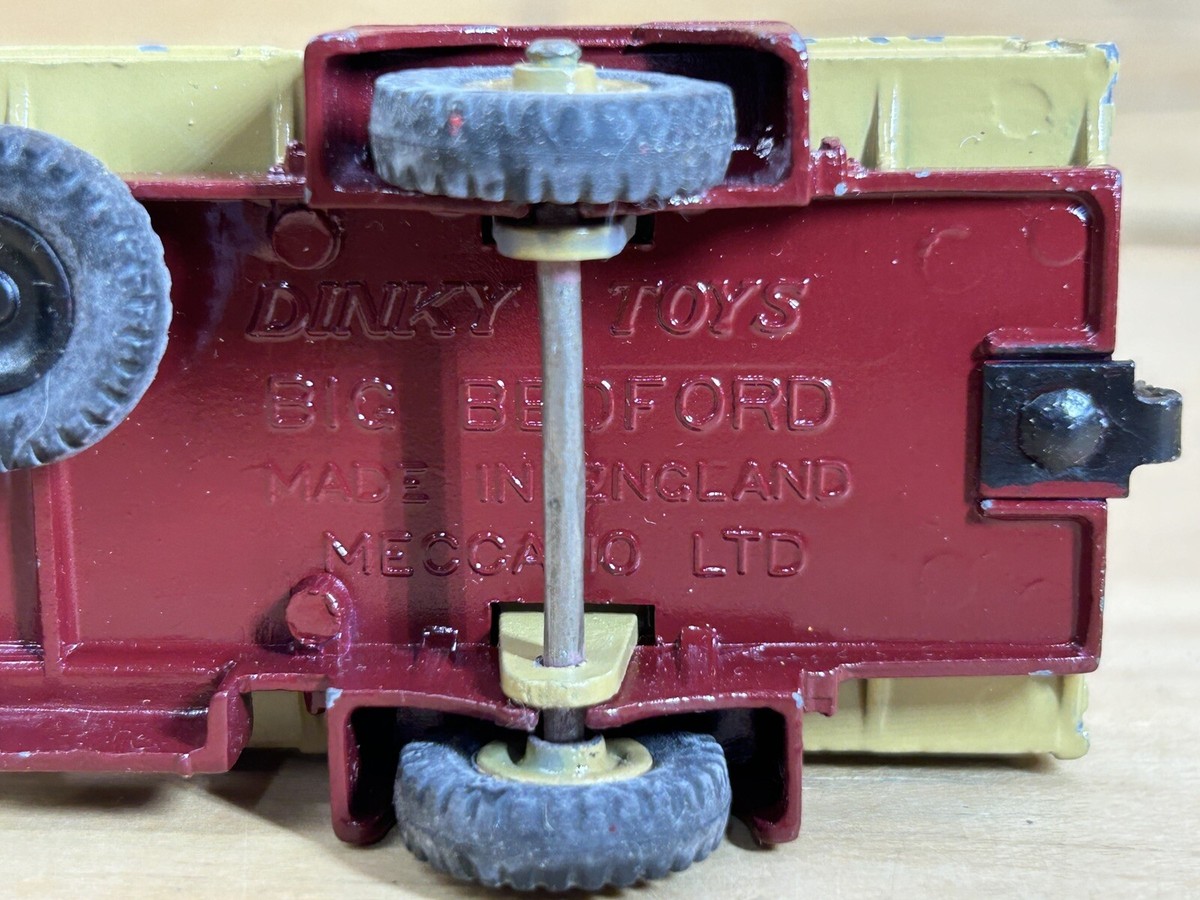 Vintage Dinky Toys #522 Big Bedford Lorry Truck Made In England By