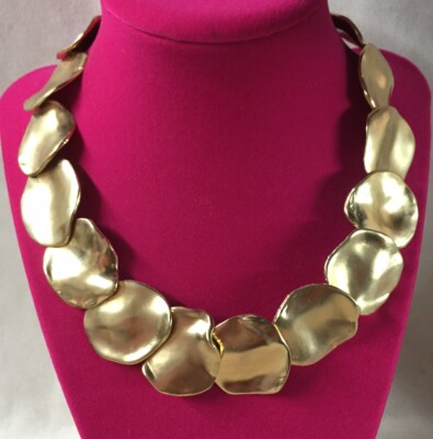 Vintage CINER Signed Matte Gold Tone Heavy Necklace 17 