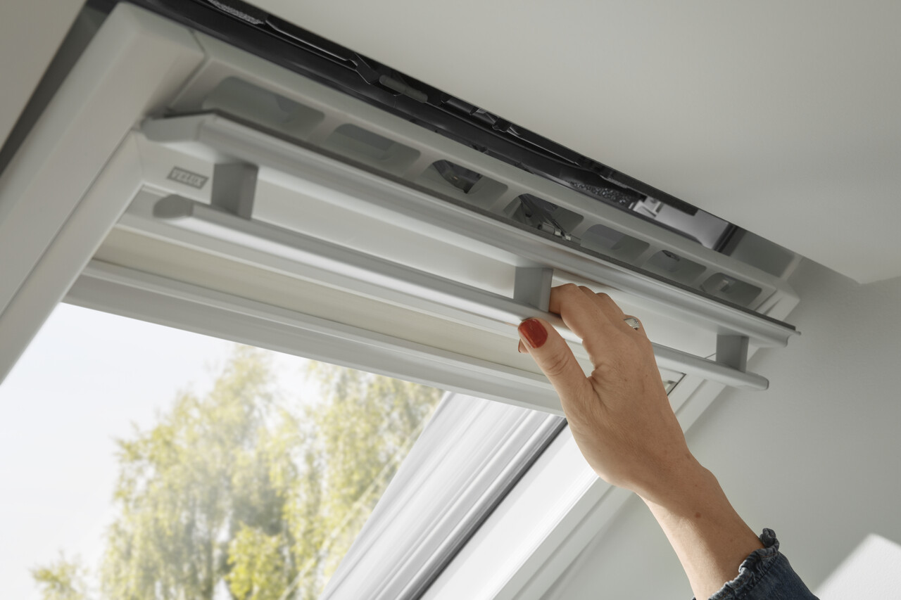 VELUX dakraam GGU kunststof wit 94x140 cm - online shop VELUX dakraam GGU kunststof wit 94x140 cm - online shop