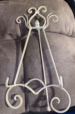 Decorative Home Decor Table Top Wrought Iron Display Easel  White Distressed 13”