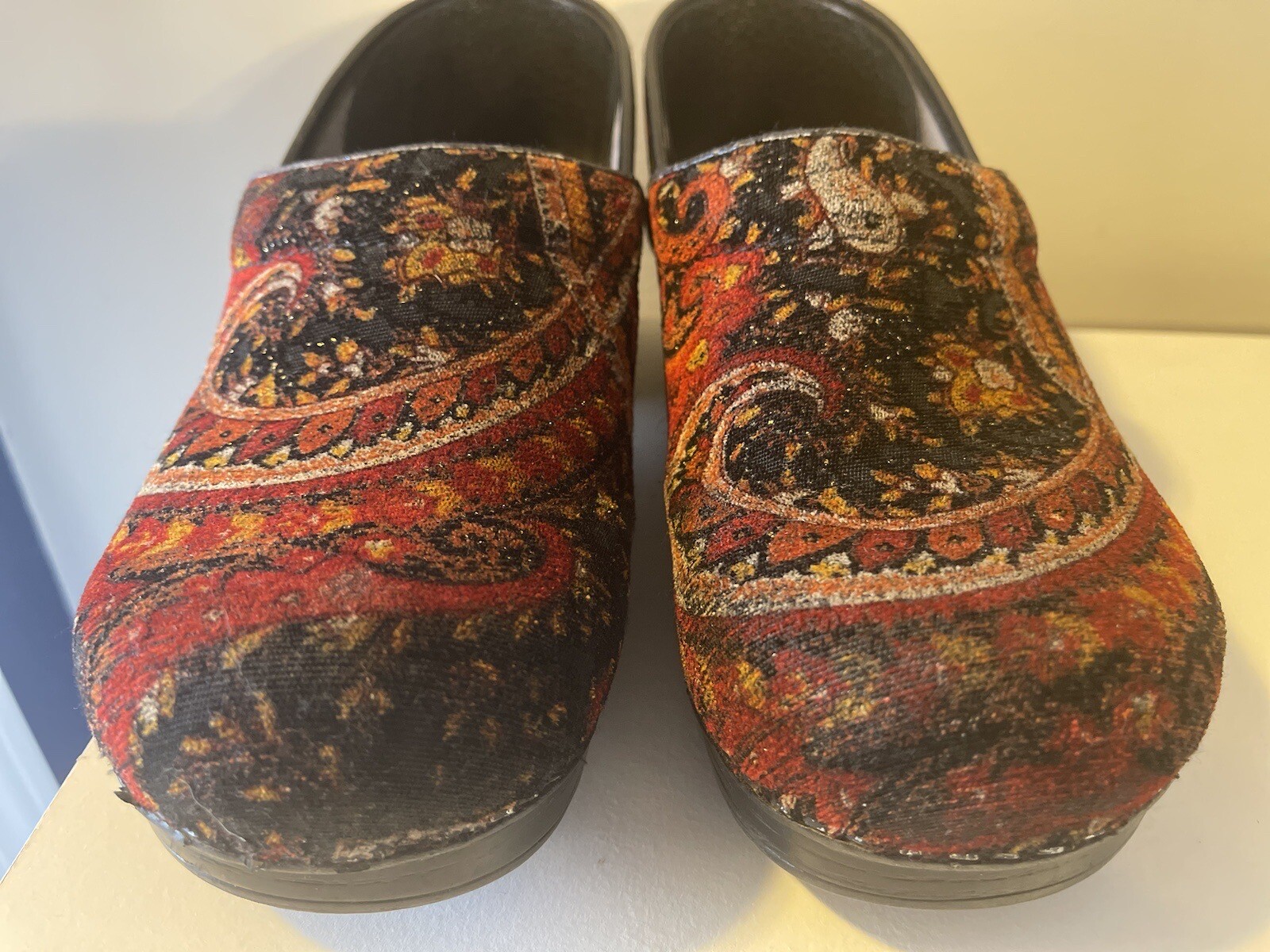 DANSKO Women's Paisley Vegan Velvet Tapestry Professional Clogs Size 9.