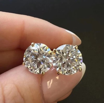 IGI Certified 6 Carat Round G/VS1 Lab Grown Diamond Stud Earring 14K Yellow Gold