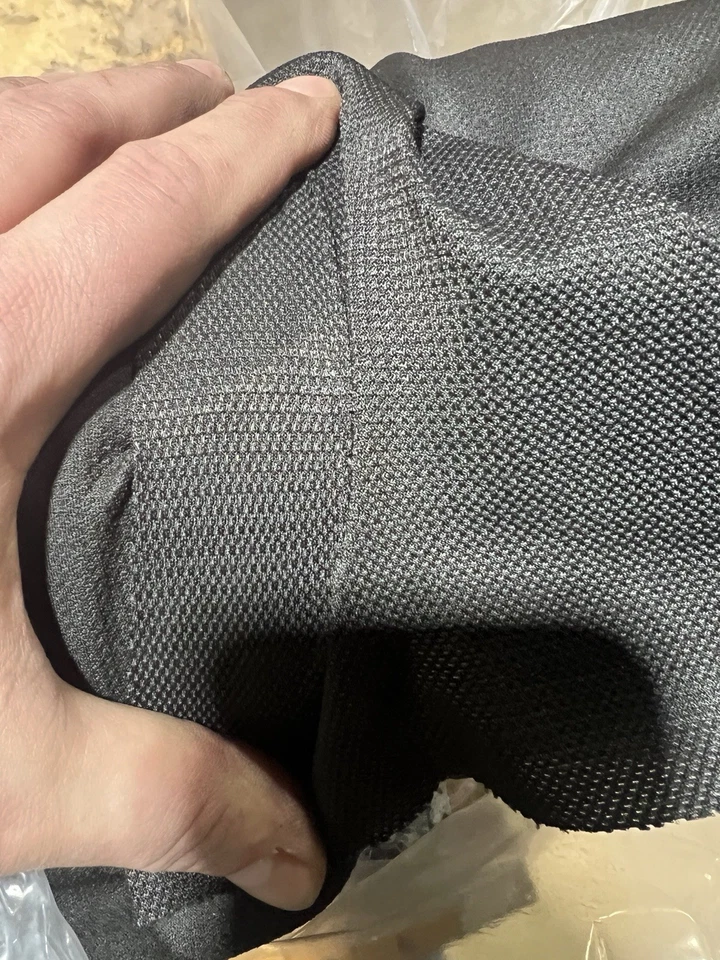 Rede de bolso preta de malha esportiva por jarda, 60” de largura FEITA NOS EUA R7024 - Imagem 3 de 4