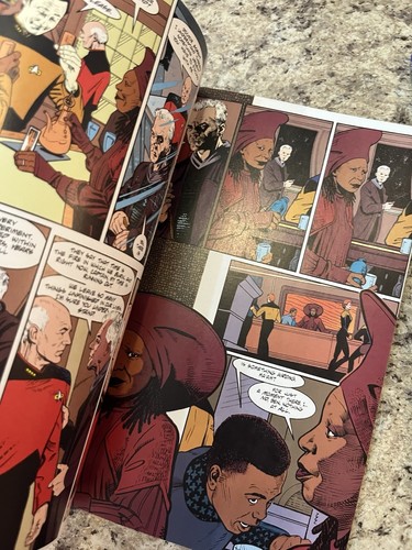 Two 1990s STAR TREK Graphic Novels Comics Movie Adaptations Vintage - Picture 5 of 9