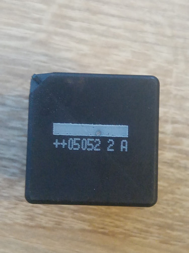 Ford Fiesta 5 V Relais Motorsteuerung Steuerrelais Sicherung 2S7T14B192AA