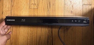 Samsung 3D Blu-Ray WiFi DVD Player Model BD-E5900 Tested & Working No Remote