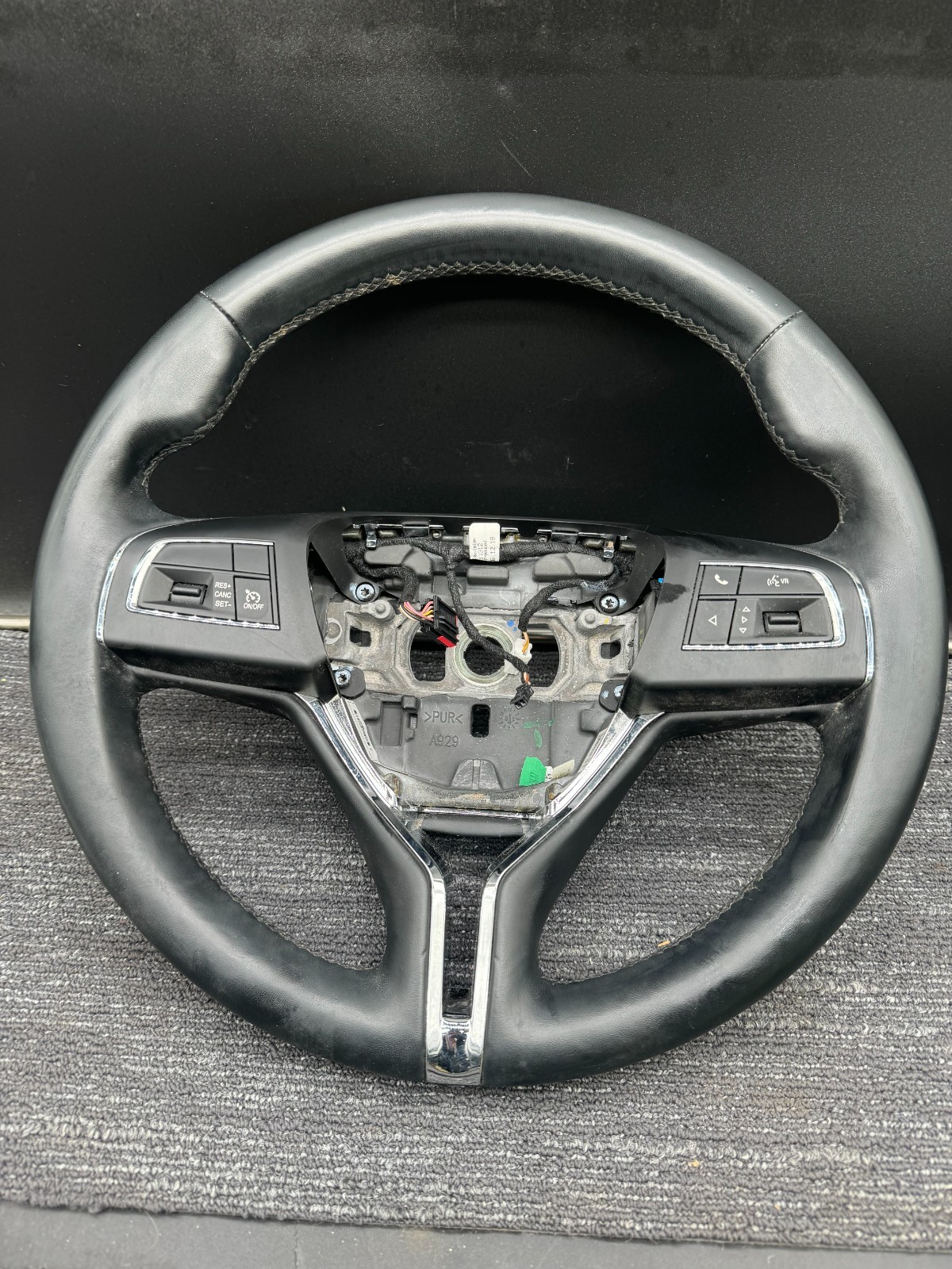 NEW OE MASERATI GHIBLI LEATHER STEERING WHEEL W WOOD TRIM ; MULTI-FUNCTION