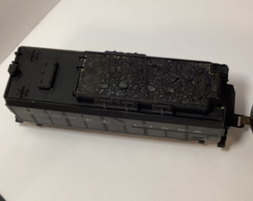 Lionel 6610 2-4-2 Steam Locomotive W/2026W Tender TESTED VG COND CLEAN! NICE! - Picture 6 of 11