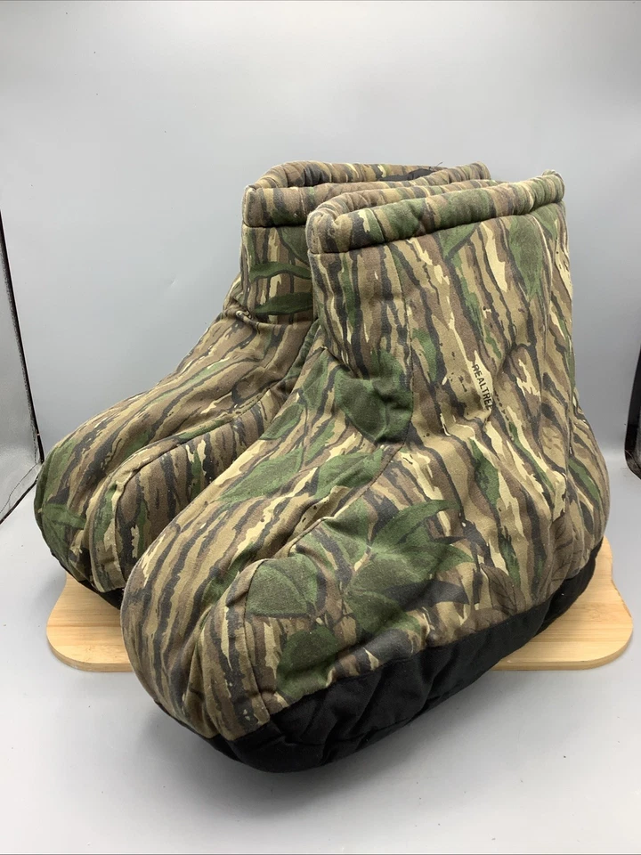 Vintage Icebreaker Camo Insulated Boots/Blankets. Tree Bark Camouflage. Size M. - Image 2 of 4