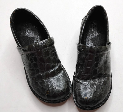 B.O.C Gray Closed Clog 6.5 Professional Shoe Slip On Comfort Croc Embossed EU37