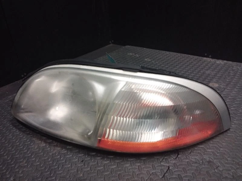 Driver Left Headlight Fits 01-03 WINDSTAR 1913353 Foto 2 de 4