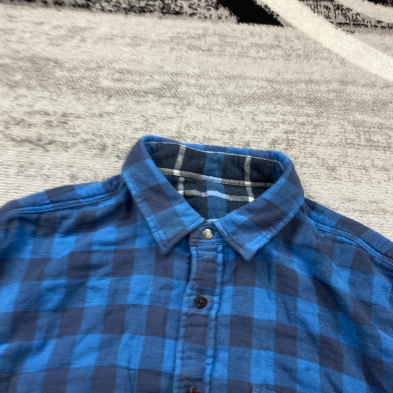 Faherty Flannel Reversible Button Shirt Large Blu… - image 5